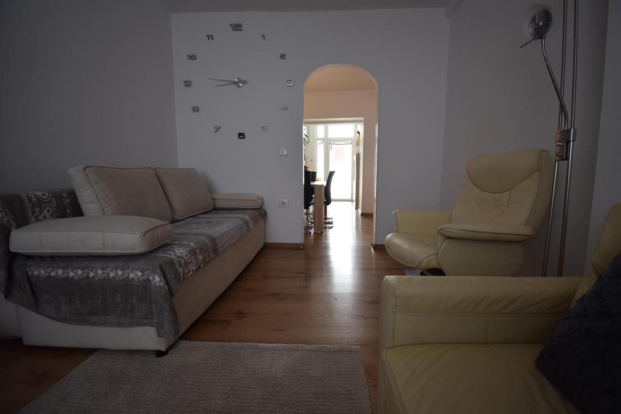 Apartment Adem Копер Екстериор снимка
