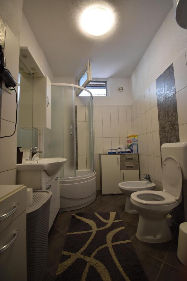 Apartment Adem Копер Екстериор снимка